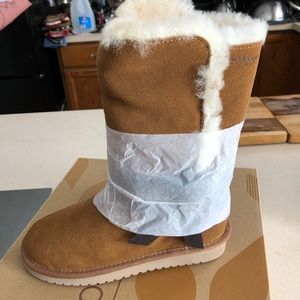 Rosalina tall Koolaburra by uggs boots brand new